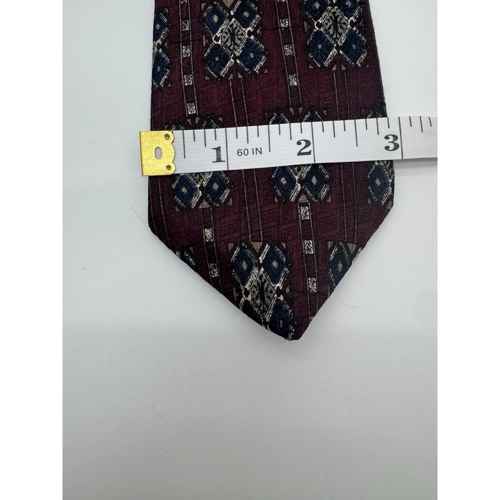 Jonathan Bennett Silk Tie USA Burgundy Blue Geometric Medallion Necktie‎ Classic